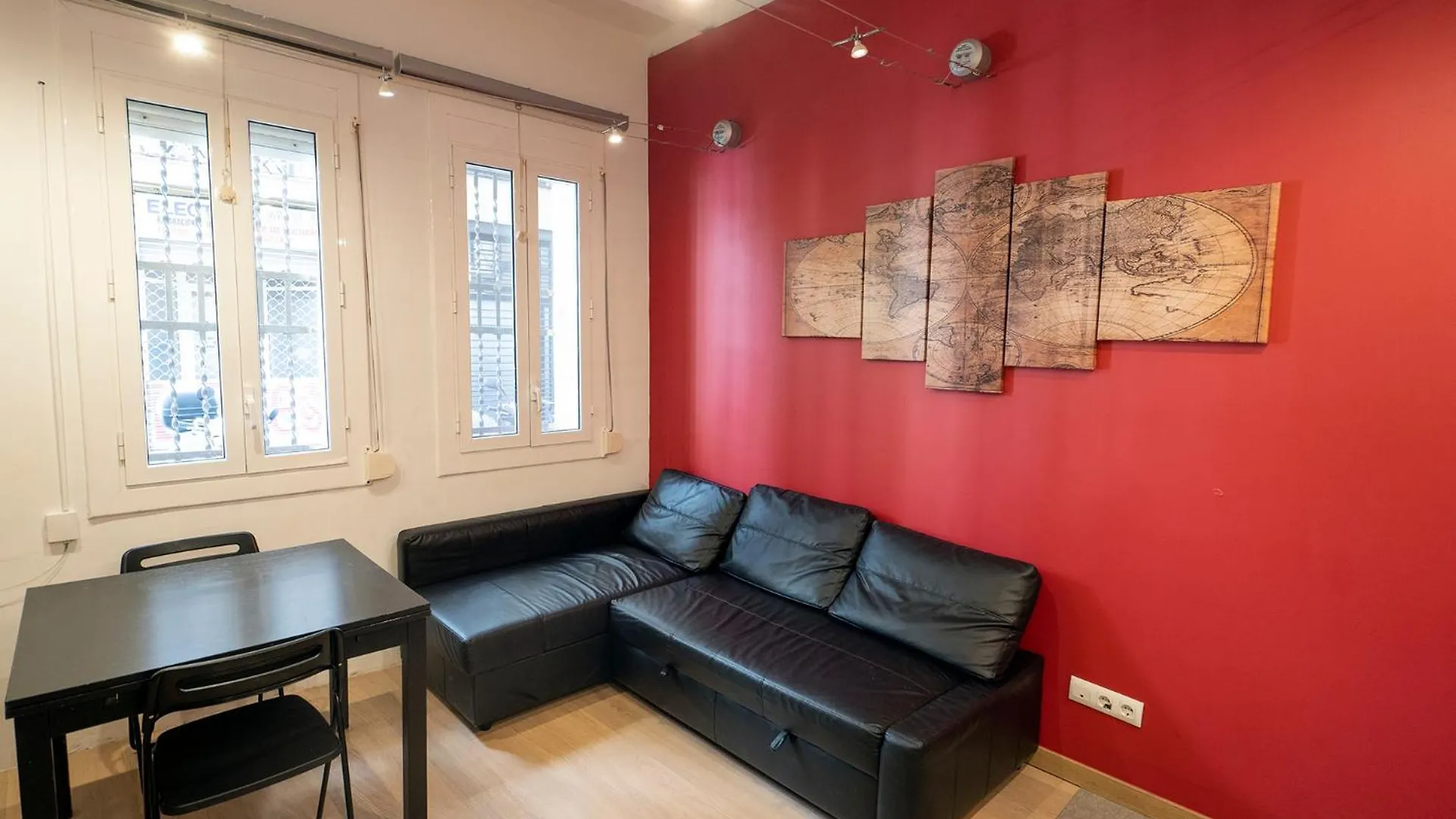 Nice Apartment In Sants Barcelona Spanje